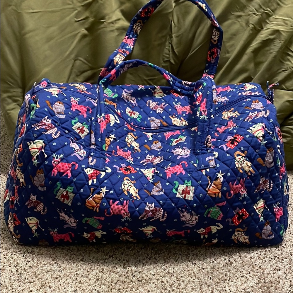 vera bradley large duffle bag catnip christmas pattern